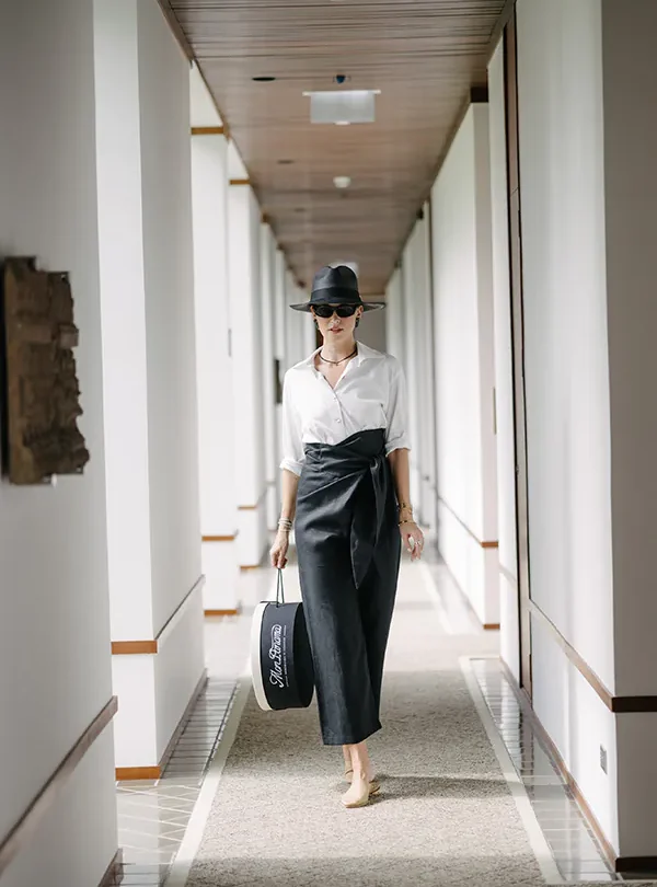 Gena_pants_Black-Lifestyle-05_600x900 Gena_pants_Black-Lifestyle-05_600x900