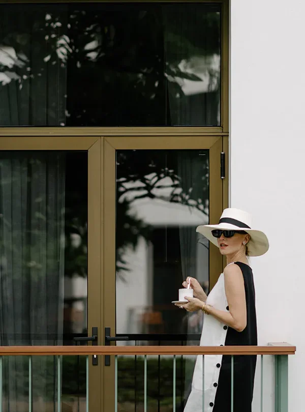 Lesley-Lifestyle-11__600x900_yes Lesley-Lifestyle-11__600x900_yes