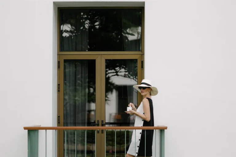 The Lesley Dress: A Timeless Tribute to Fashion’s Icons