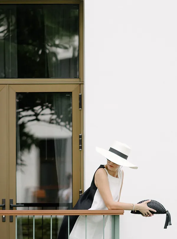 Lesley-Lifestyle-12__600x900 Lesley-Lifestyle-12__600x900