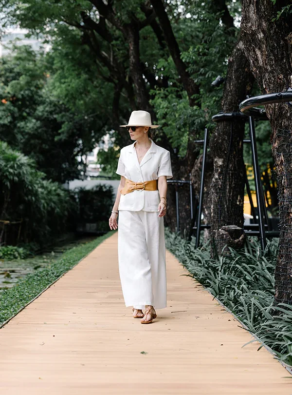 Loulou jacket-Lifestyle-04_600x900 Loulou jacket-Lifestyle-04_600x900