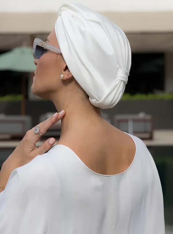 Turban-white-Lifestyle-04_600x900_yes Garbon turban Turban-white-Lifestyle-04_600x900_yes Garbon turban