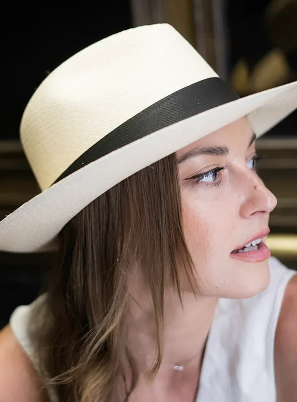 monpanama_fedora-premium_muuhotel_600_600x900 monpanama_fedora-premium_muuhotel_600_600x900