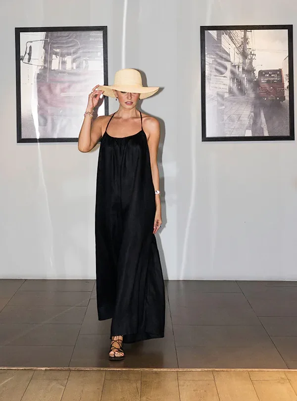 monpanama_kris-black_muuhotel-playero-front_600x900 monpanama_kris-black_muuhotel-playero-front_600x900